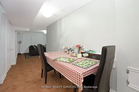 14 Foxmere Road Brampton ON L7A 1S6