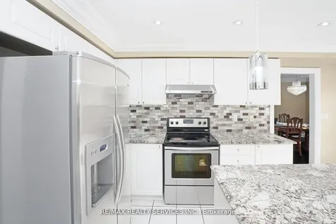 14 Foxmere Road Brampton ON L7A 1S6