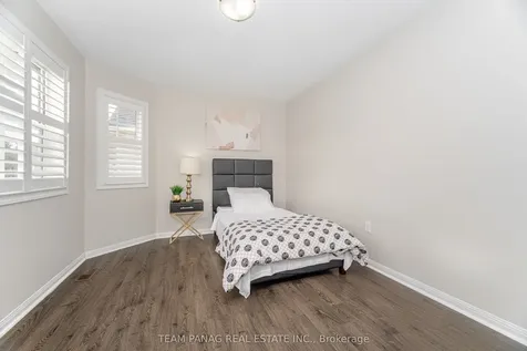 29 Dalia Street Brampton ON L6X 0L2