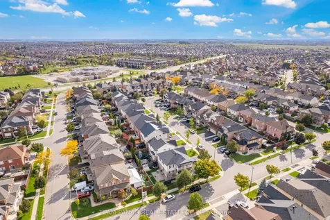 29 Dalia Street Brampton ON L6X 0L2