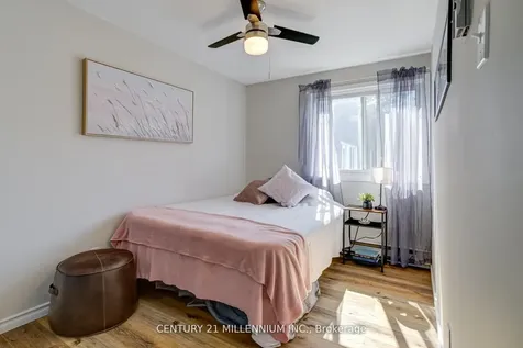 15 Hasting Square Brampton ON L6S 2N8