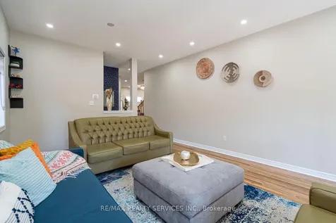 6 Foxhollow Road Brampton ON L7A 1M3