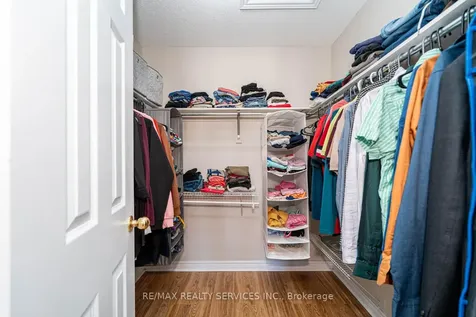 6 Foxhollow Road Brampton ON L7A 1M3