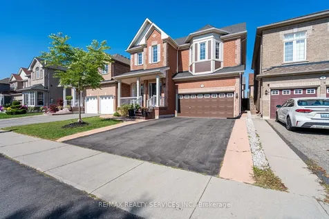 6 Foxhollow Road Brampton ON L7A 1M3