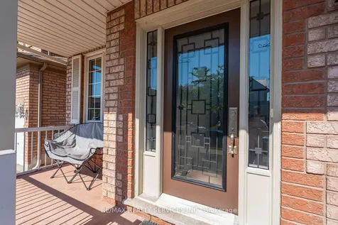 6 Foxhollow Road Brampton ON L7A 1M3