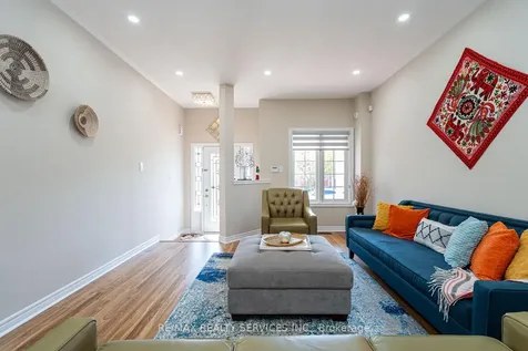 6 Foxhollow Road Brampton ON L7A 1M3