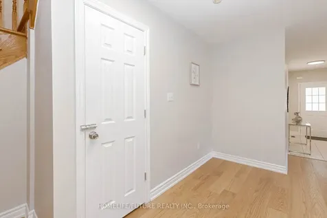 137 Zia Dodda Crescent Brampton ON L6P 1J3