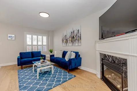 137 Zia Dodda Crescent Brampton ON L6P 1J3