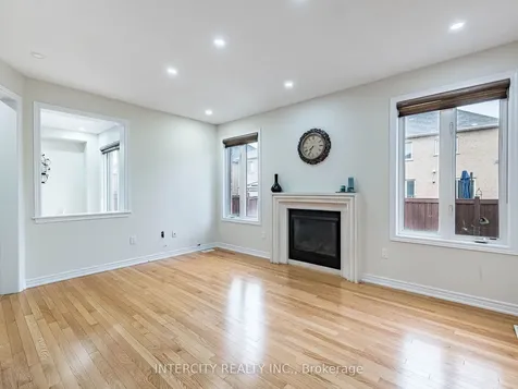 27 Exton Road Brampton ON L6X 5M8