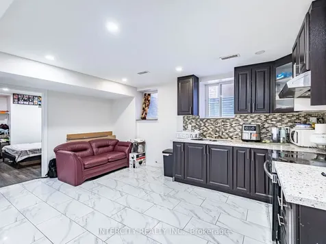 27 Exton Road Brampton ON L6X 5M8