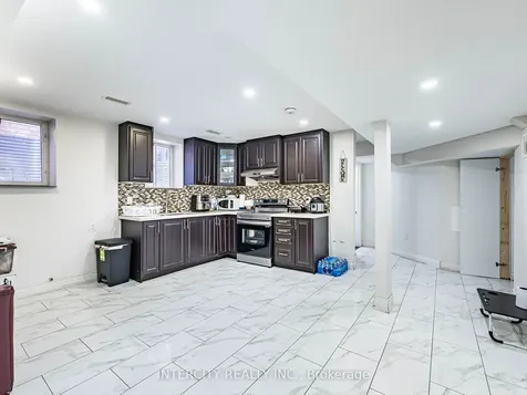27 Exton Road Brampton ON L6X 5M8