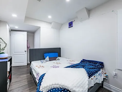 27 Exton Road Brampton ON L6X 5M8
