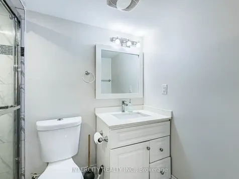 27 Exton Road Brampton ON L6X 5M8