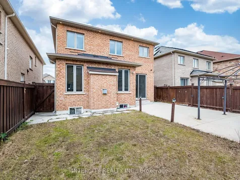 27 Exton Road Brampton ON L6X 5M8