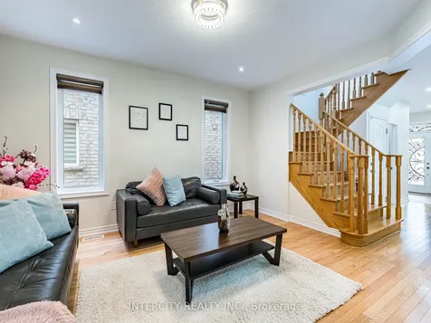 27 Exton Road Brampton ON L6X 5M8