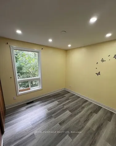 93 Greenbriar Road Brampton ON L6S 2A4