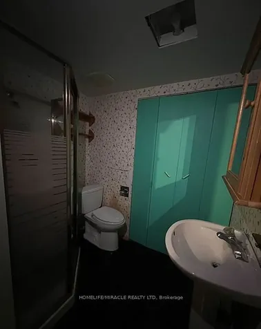 93 Greenbriar Road Brampton ON L6S 2A4