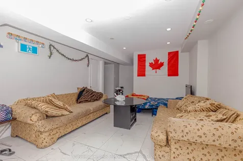 76 Moffatt Avenue Brampton ON L6Y 2P3