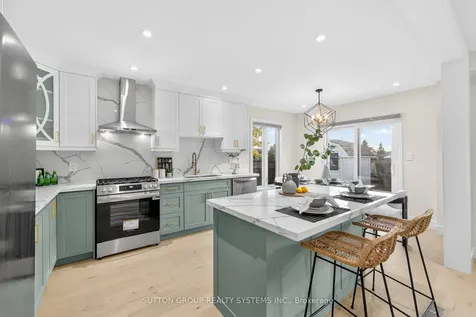 2281 Pell Crescent Oakville ON L6M 3T6