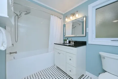 22 Morpeth Road Brampton ON L6W 2Z2