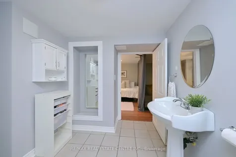 22 Morpeth Road Brampton ON L6W 2Z2