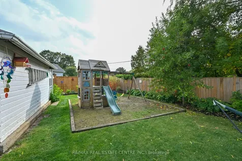 22 Morpeth Road Brampton ON L6W 2Z2