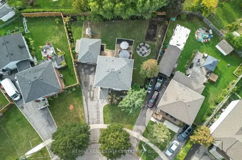 22 Morpeth Road Brampton ON L6W 2Z2