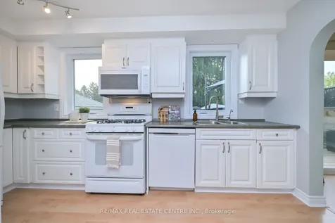 22 Morpeth Road Brampton ON L6W 2Z2