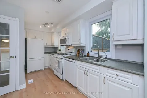 22 Morpeth Road Brampton ON L6W 2Z2