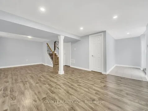 72 Dantek Court Brampton ON L6V 3T4