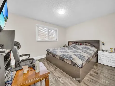 72 Dantek Court Brampton ON L6V 3T4