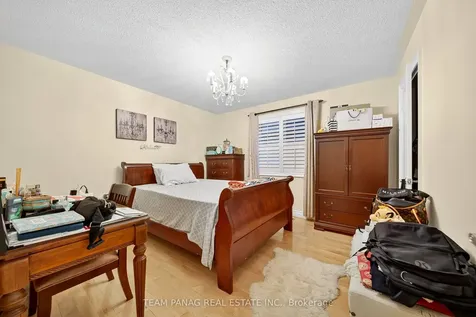 115 Long Meadow Road Brampton ON L6P 2H7