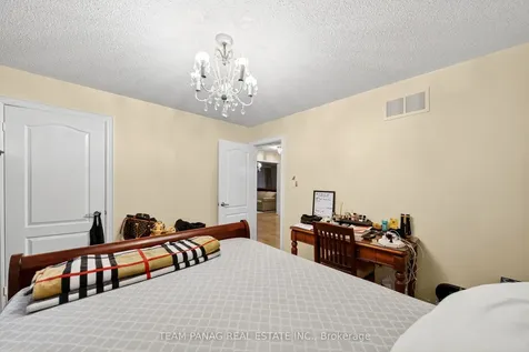 115 Long Meadow Road Brampton ON L6P 2H7