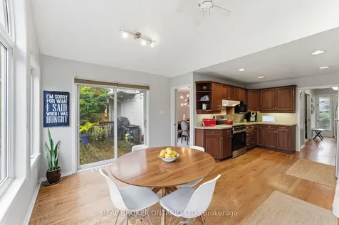 423 Donnybrook Road Oakville ON L6J 4Y2