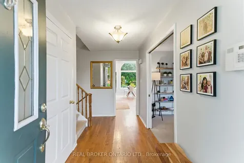 423 Donnybrook Road Oakville ON L6J 4Y2