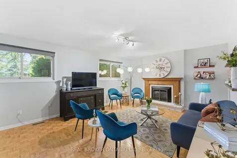 423 Donnybrook Road Oakville ON L6J 4Y2