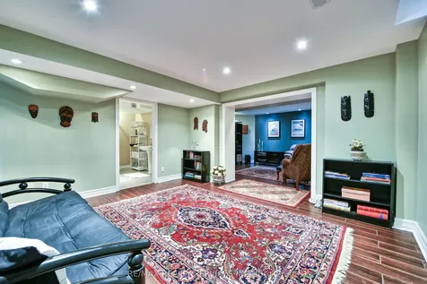 1 Daisy Court Brampton ON L7A 1J8