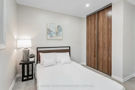 16 Marchmount Crescent Brampton ON L6S 2S9