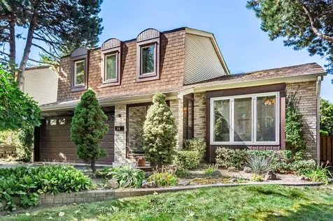 16 Marchmount Crescent Brampton ON L6S 2S9