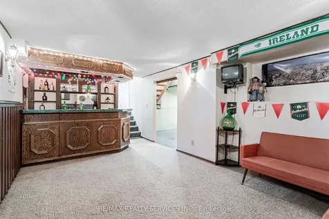 16 Marchmount Crescent Brampton ON L6S 2S9