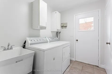 16 Marchmount Crescent Brampton ON L6S 2S9