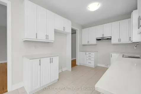 65 Goodview Drive Brampton ON L6R 4E6