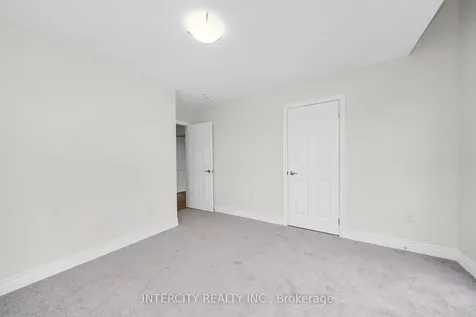 65 Goodview Drive Brampton ON L6R 4E6