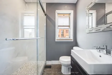 61 Clarence Street Brampton ON L6W 1S4