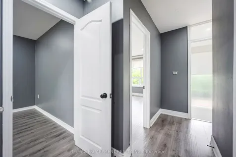 61 Clarence Street Brampton ON L6W 1S4