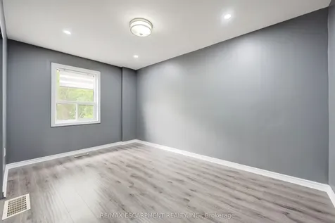 61 Clarence Street Brampton ON L6W 1S4