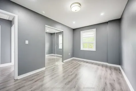 61 Clarence Street Brampton ON L6W 1S4