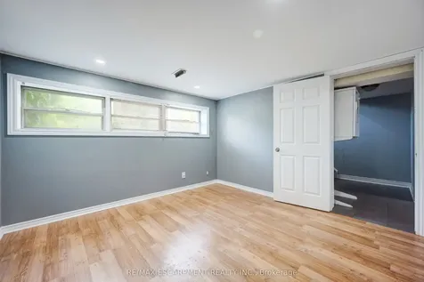 61 Clarence Street Brampton ON L6W 1S4