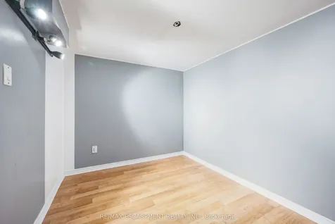 61 Clarence Street Brampton ON L6W 1S4