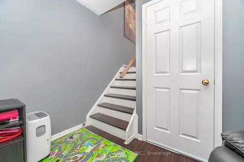 271 Richvale Drive S Brampton ON L6Z 4W7